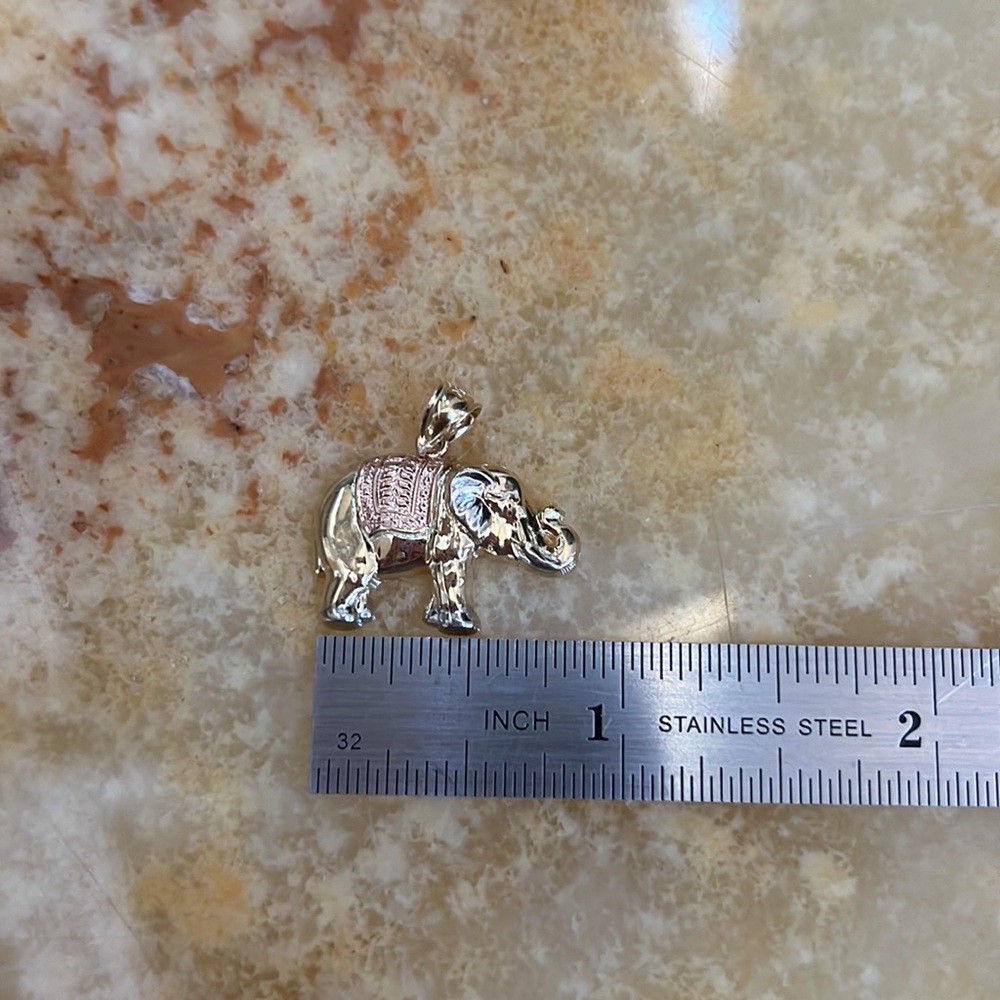 14K tri color Gold Elephant Pendant - Picture 11 of 12